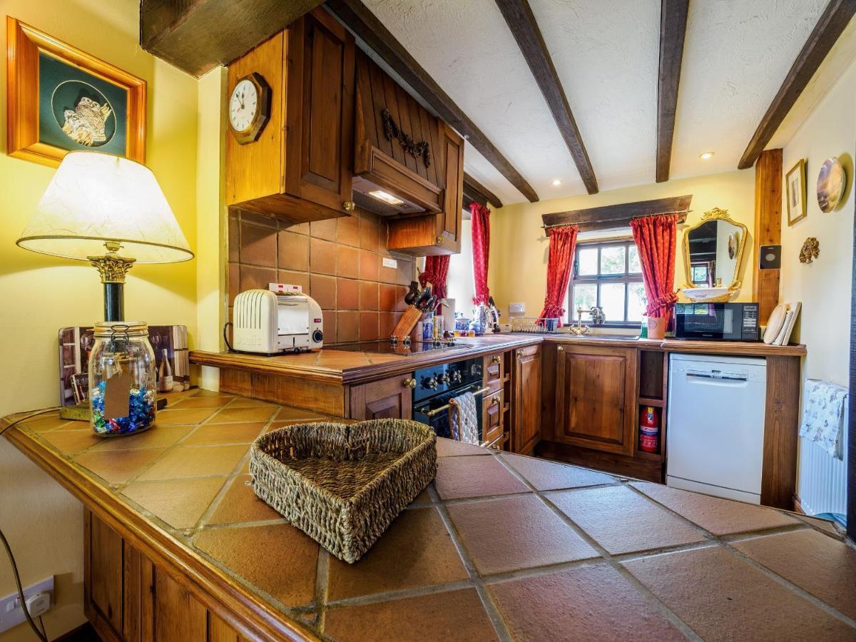 Sweet Knoll Cottage Бакстон Экстерьер фото