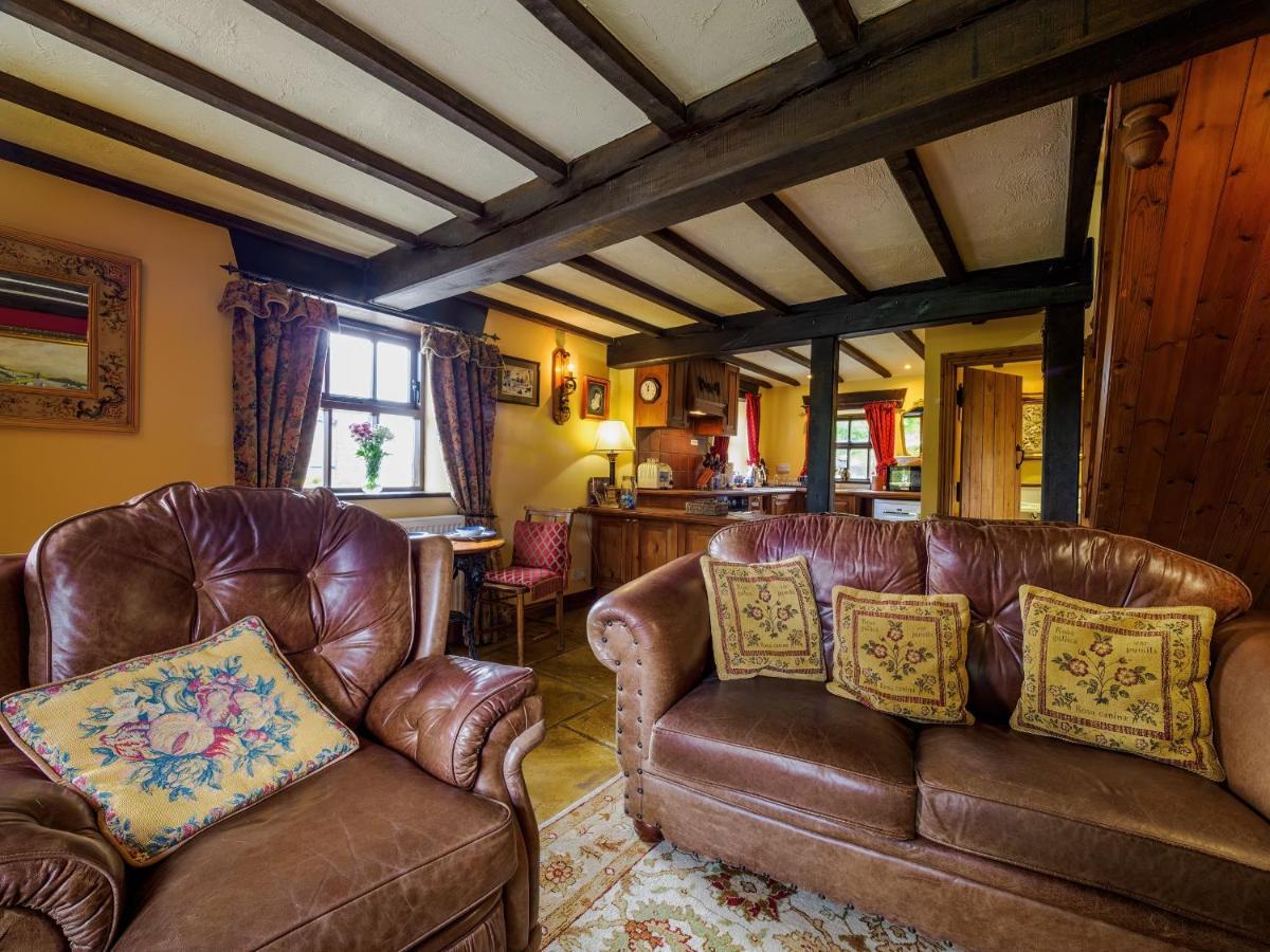 Sweet Knoll Cottage Бакстон Экстерьер фото